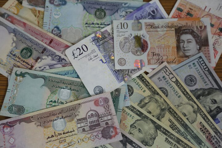 چرا بازار ارز متلاطم می‌شود؟