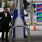 افزایش قیمت بنزین در آمریکا/ تنش‌های خاورمیانه، اقتصاد جهانی را هدف گرفت