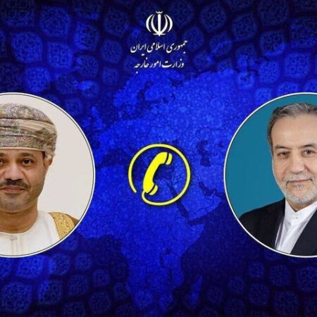 رایزنی تلفنی وزرای خارجه ایران و عمان