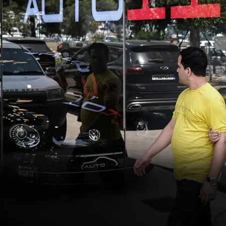 ناقوس جنگ خریداران را به بازار خودرو برگرداند / بازار در انتظار چه چیزی است؟+ جدول قیمت
