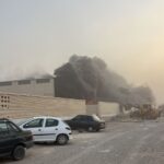 پایان ۴ ساعت عملیات نفس‌گیر برای مهار آتش‌سوزی واحد تولیدی آران‌وبیدگل