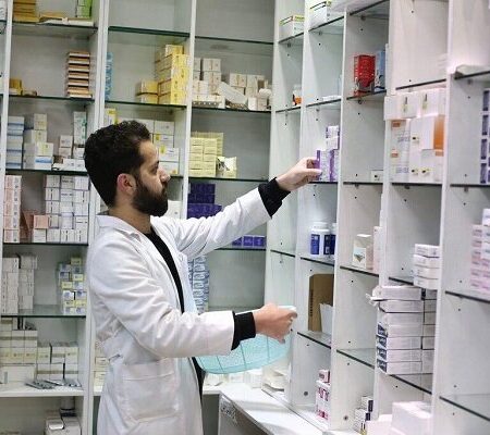 پرداخت به موقع مطالبات داروخانه ها تحت نظارت مجلس
