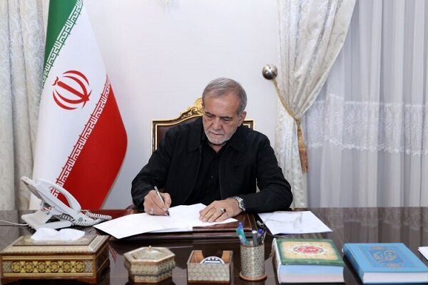 پزشکیان در پیامی درگذشت امیر پیشین قطر را تسلیت گفت