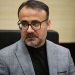 انصاری: کشورهای عربی مسیر را اشتباه می‌روند، راه حل در تهران است