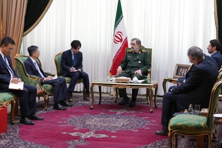 رضایی: آمریکا عامل ایجاد ناامنی در خلیج‌فارس است