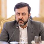غریب آبادی: تنگه هرمز فقط با فرمان ایران بسته و باز می‌شود