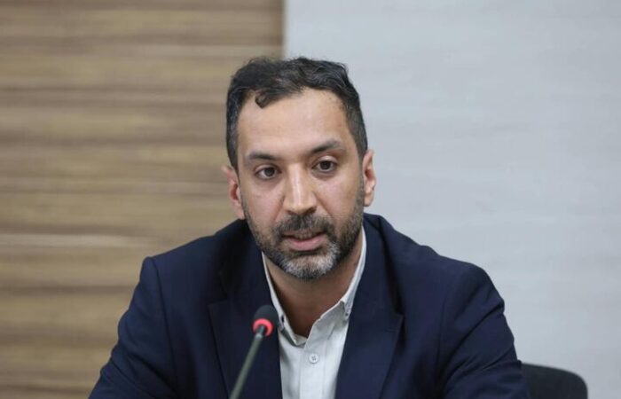 منابع مالی خوزستان به جای رسوب در بانک‌ها به تولید تزریق شود