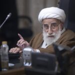 آیت‌الله جنتی: نیازمند روحیه جهادی در عرصه نبرد اقتصادی هستیم