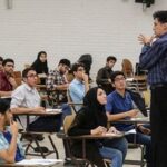 ارائه دو واحد درس «علوم و معارف دفاع مقدس و مقاومت» در دانشگاه‌ها