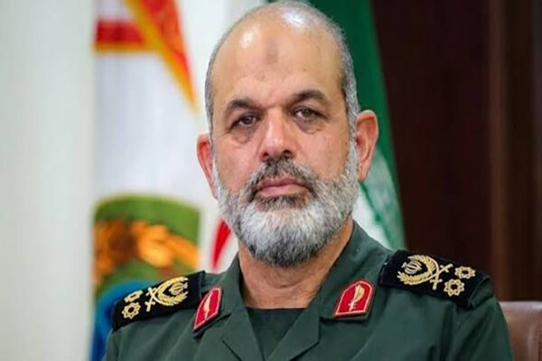 نیروی پدافند هوایی ارتش و سپاه معادلات دشمن را بر هم می‌زنند