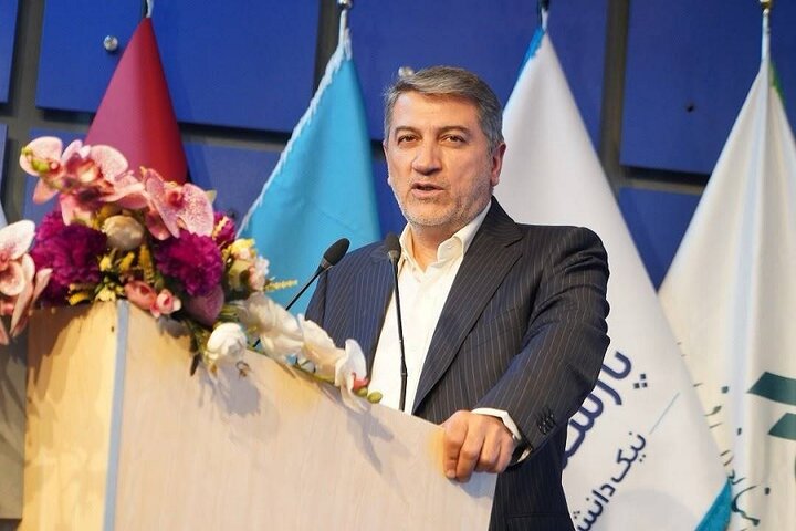 کیانی: دولت به‌دنبال پرورش ۵۰۰ مدیر است