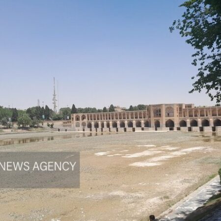 کیفیت هوای اصفهان قابل قبول است