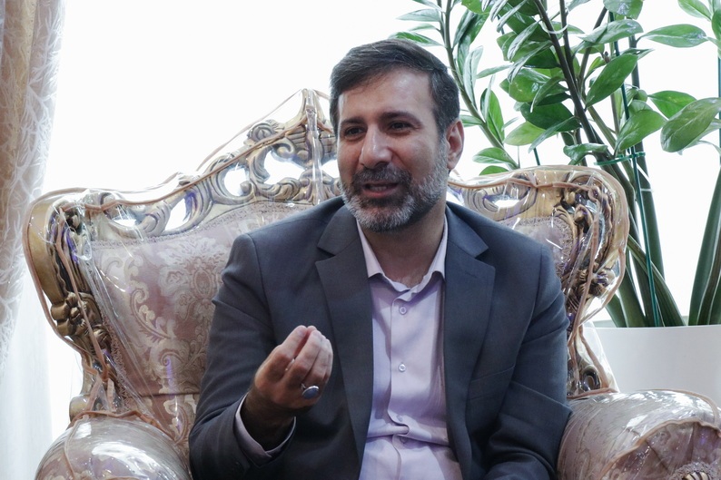 دکتر طحان نظیف: شناساندن شهدا حق اجتماعی نسل‌های آینده است